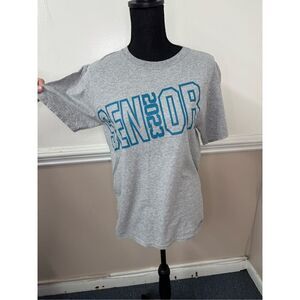 Jostens Class Of 2023 Senior Grey Short Sleeve Tee Shirt Size Small